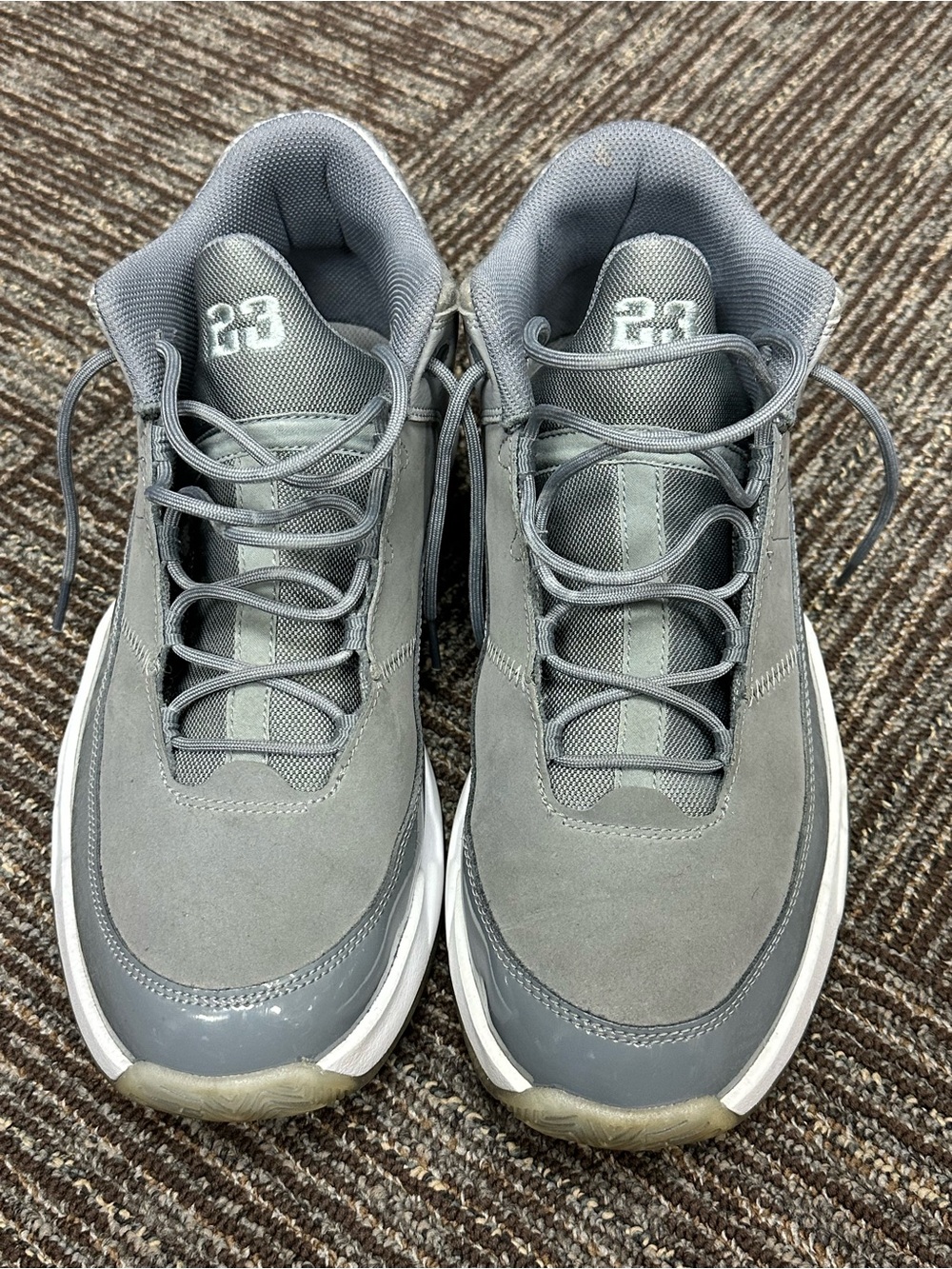 Jordan Men’s Grey Low-Top Basketball Sneakers - Picture 4 of 6
